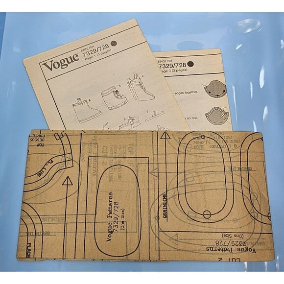 Uncut Vogue 18" Doll Cowboy Boots Sneakers Ballet Slippers Sandals Pattern 7329 - Picture 3 of 3